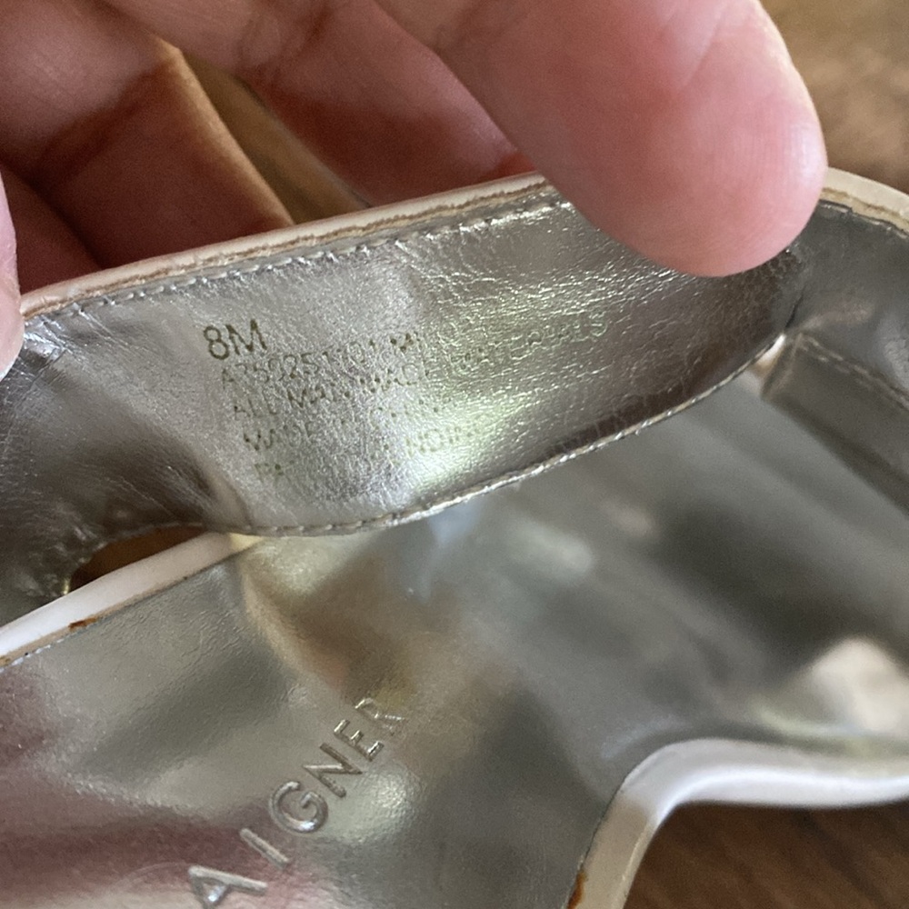 Etienne Aigner White Slide Sandals - Picture 4 of 8